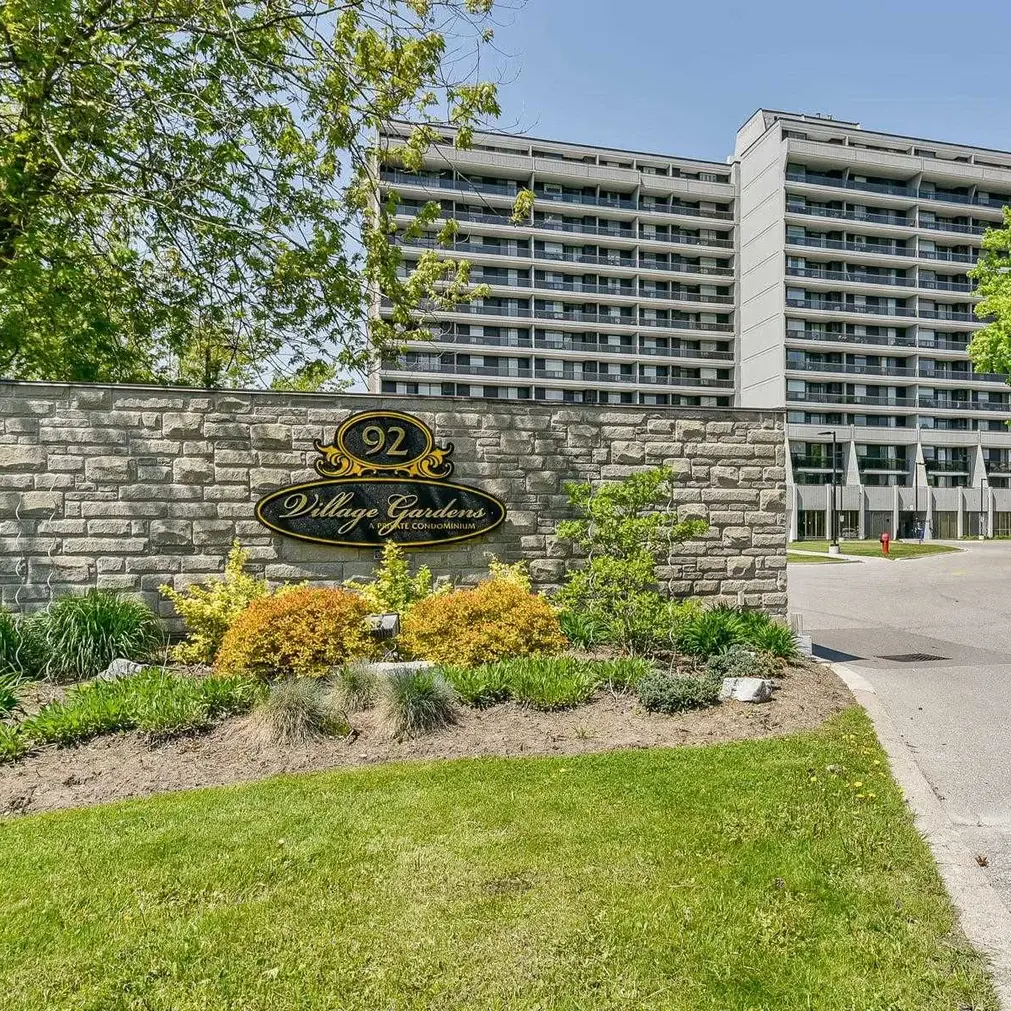 00_village_gardens_condos